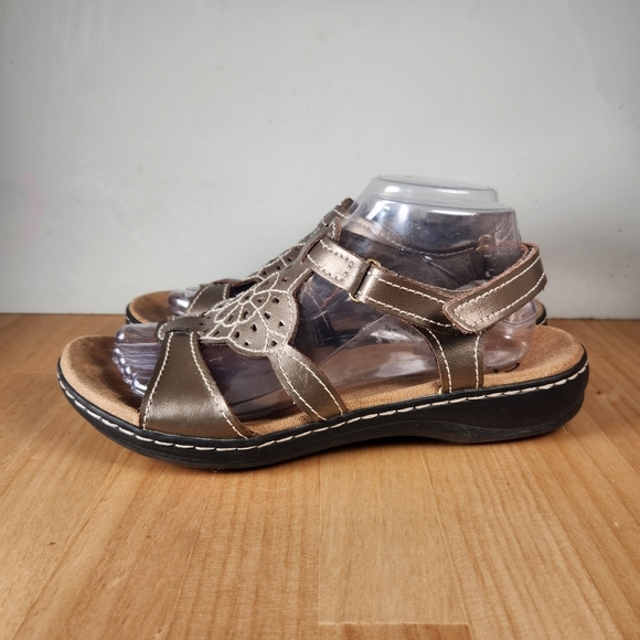 Clark's Shoes - Clarks Sandals Women’s 9 Brown Leather Open Toe Wedge Floral Bendables Shoes